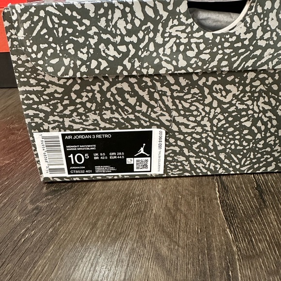 Air Jordan 3 Retro - Picture 9 of 15